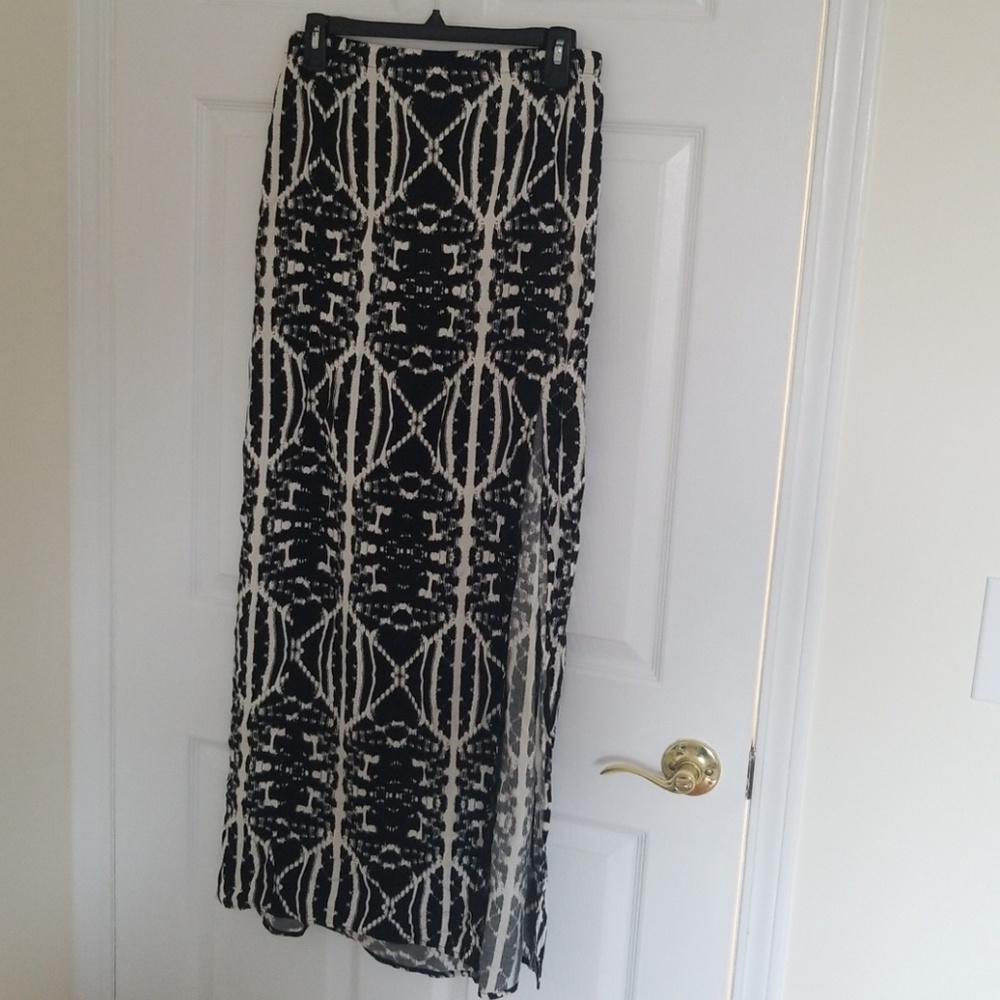 Black and white long skirt